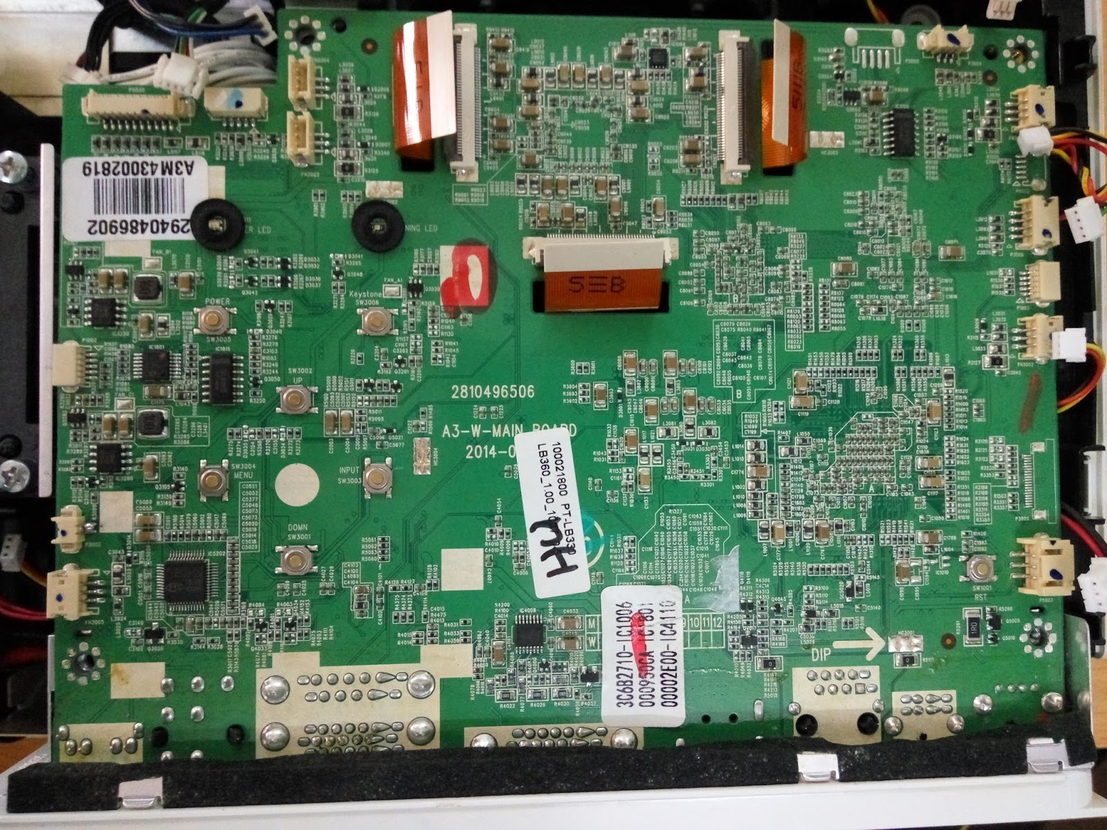 Sửa máy chiếu giá rẻ - Sửa mainboard máy chiếu (main chính)